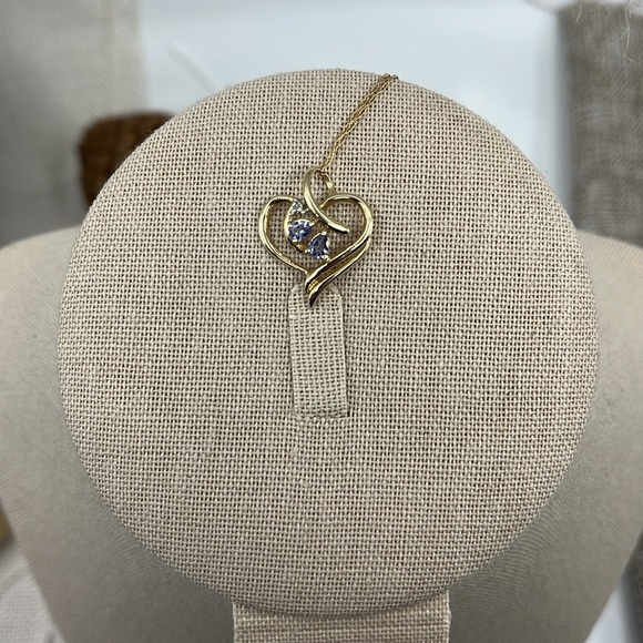 10kt Gold Heart .20 Ct Tanzanite Round Diamond Accent Heart Pendant Necklace - Picture 17 of 17